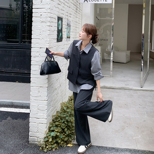 减龄韩系高级感灰色马甲套装女春季2026新款条纹衬衫阔腿裤三件套