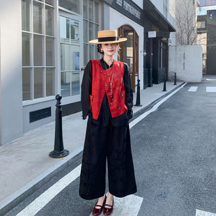 新中式国风红色刺绣马甲套装女春季2026新款减龄衬衫阔腿裤三件套