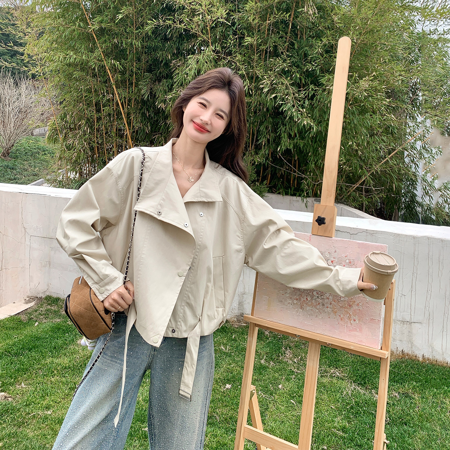 休闲减龄设计感翻领米白色短外套女春季2026新款小个子巨好看夹克