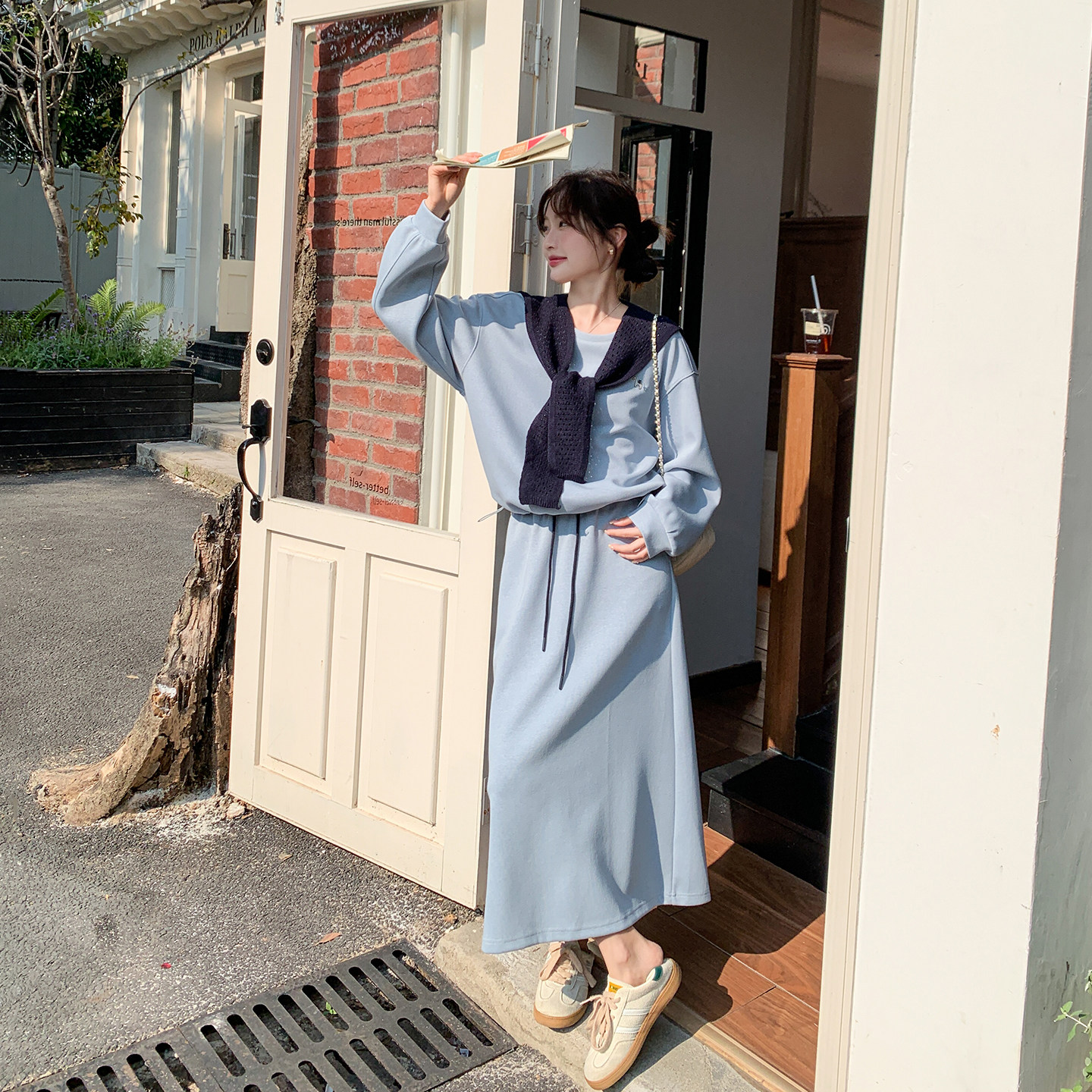 休闲气质小清新蓝色卫衣套装女春季2026新款流行爆款半身裙两件套