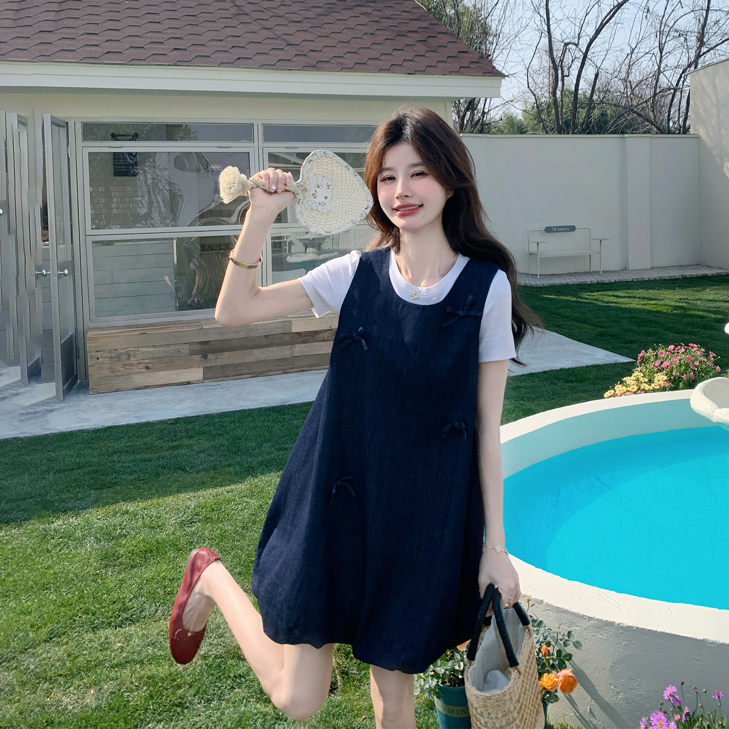 俏皮减龄牛仔花苞背心连衣裙套装女春季2026新款小个子T恤两件套