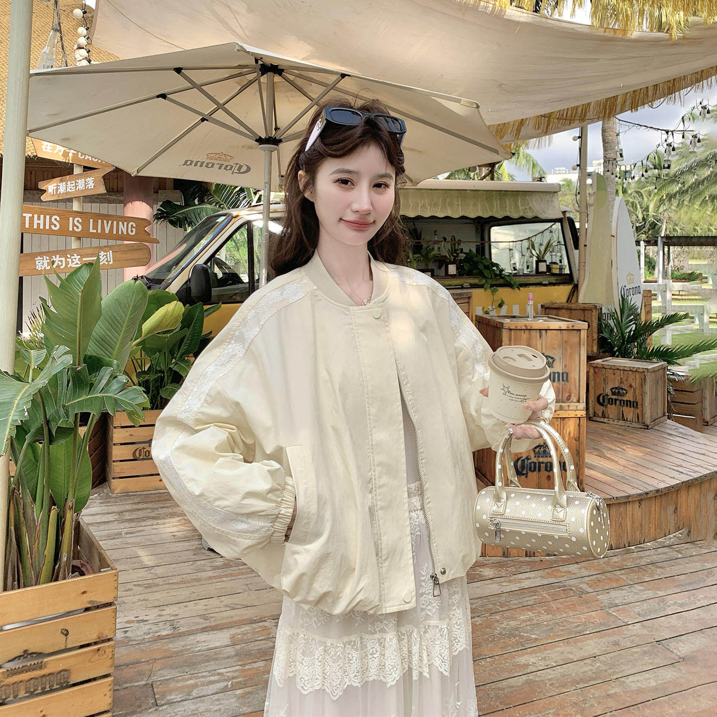 蕾丝内里超火黄色棒球服外套女春