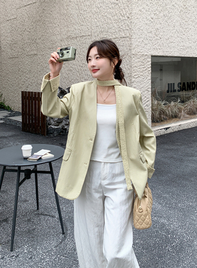 浅黄色蕾丝飘带V领皮衣外套女春季2026新款设计感小众减龄PU夹克