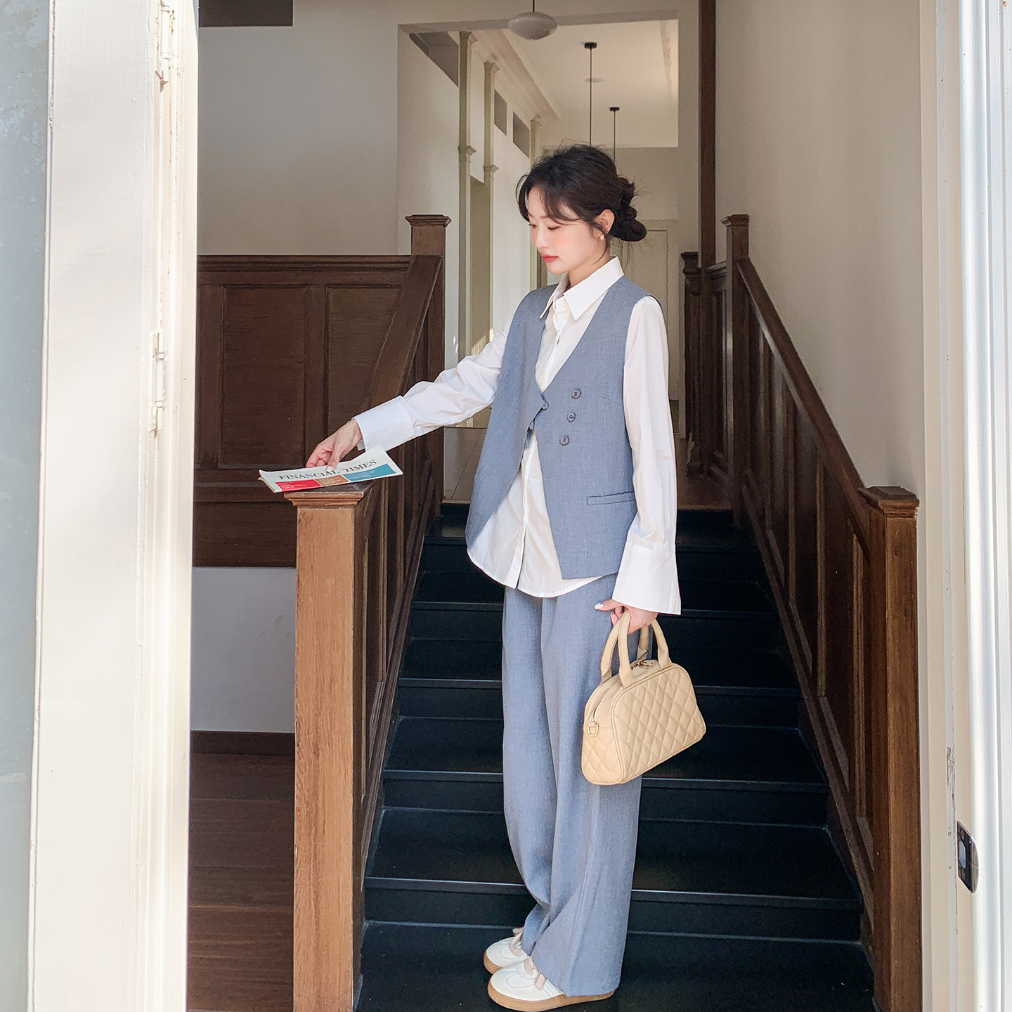 气质老钱风西装马甲衬衫阔腿裤套装女春季2026新款流行爆款三件套