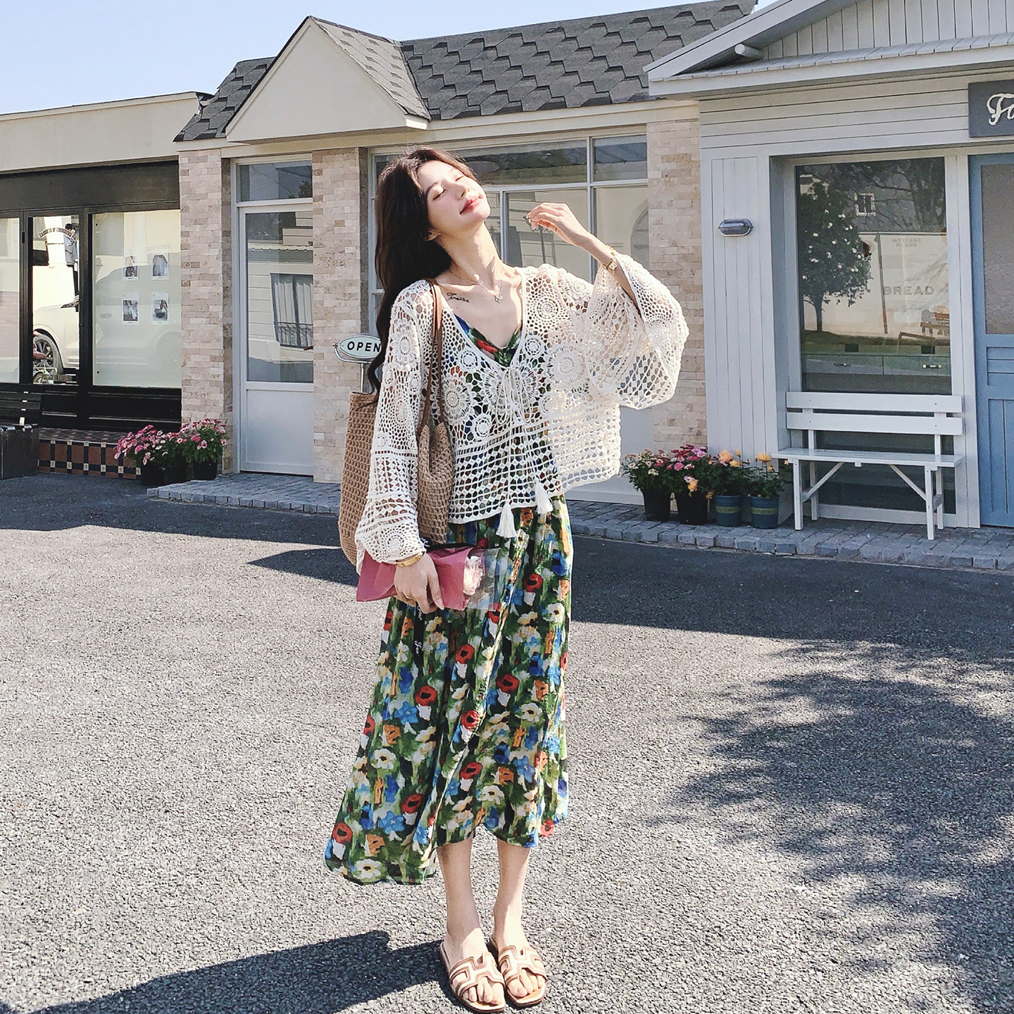 度假风镂空罩衫碎花吊带连衣裙套装女夏季2026新款绝美气质两件套