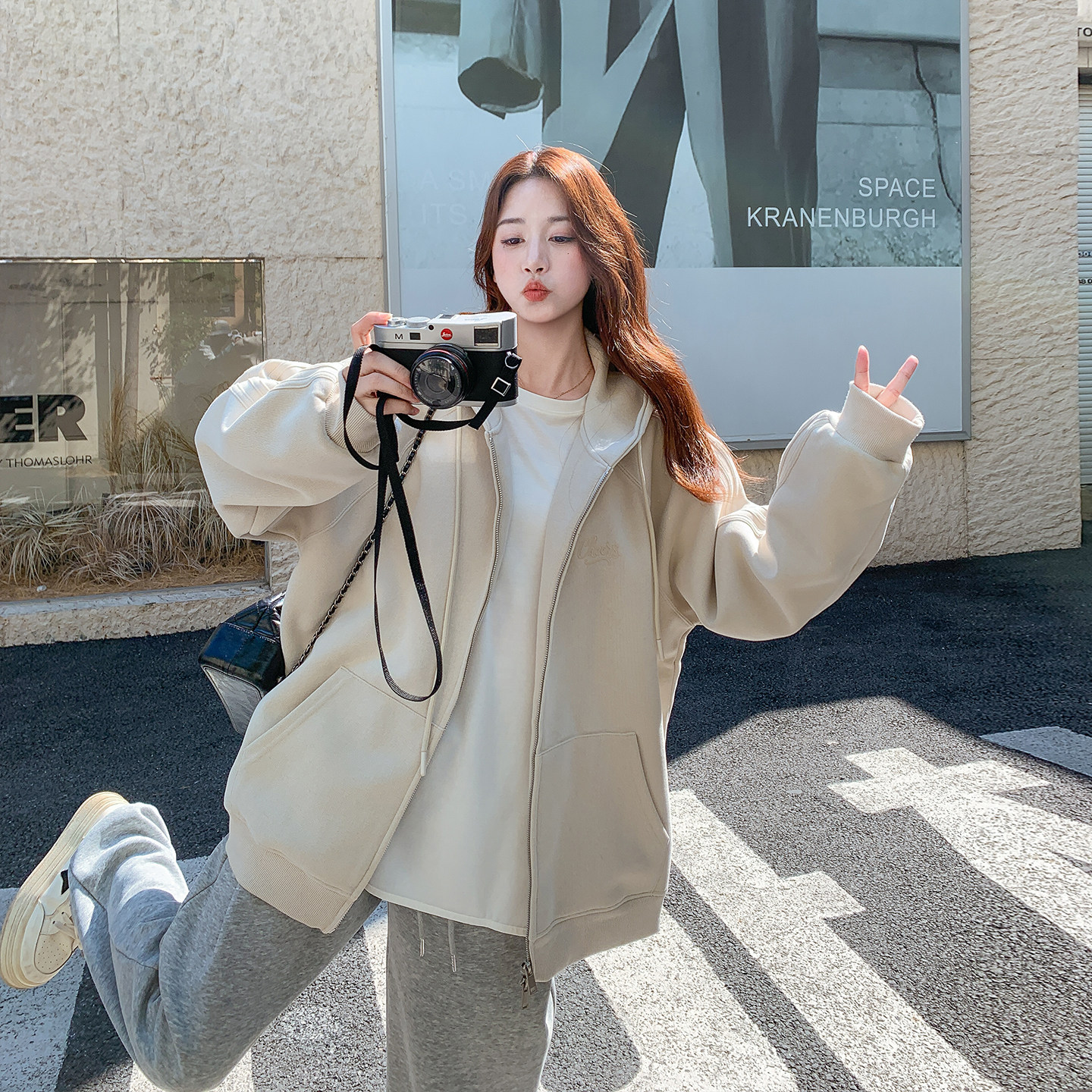 米白色韩系连帽休闲运动卫衣外套女春季2026新款中长款巨好看上衣