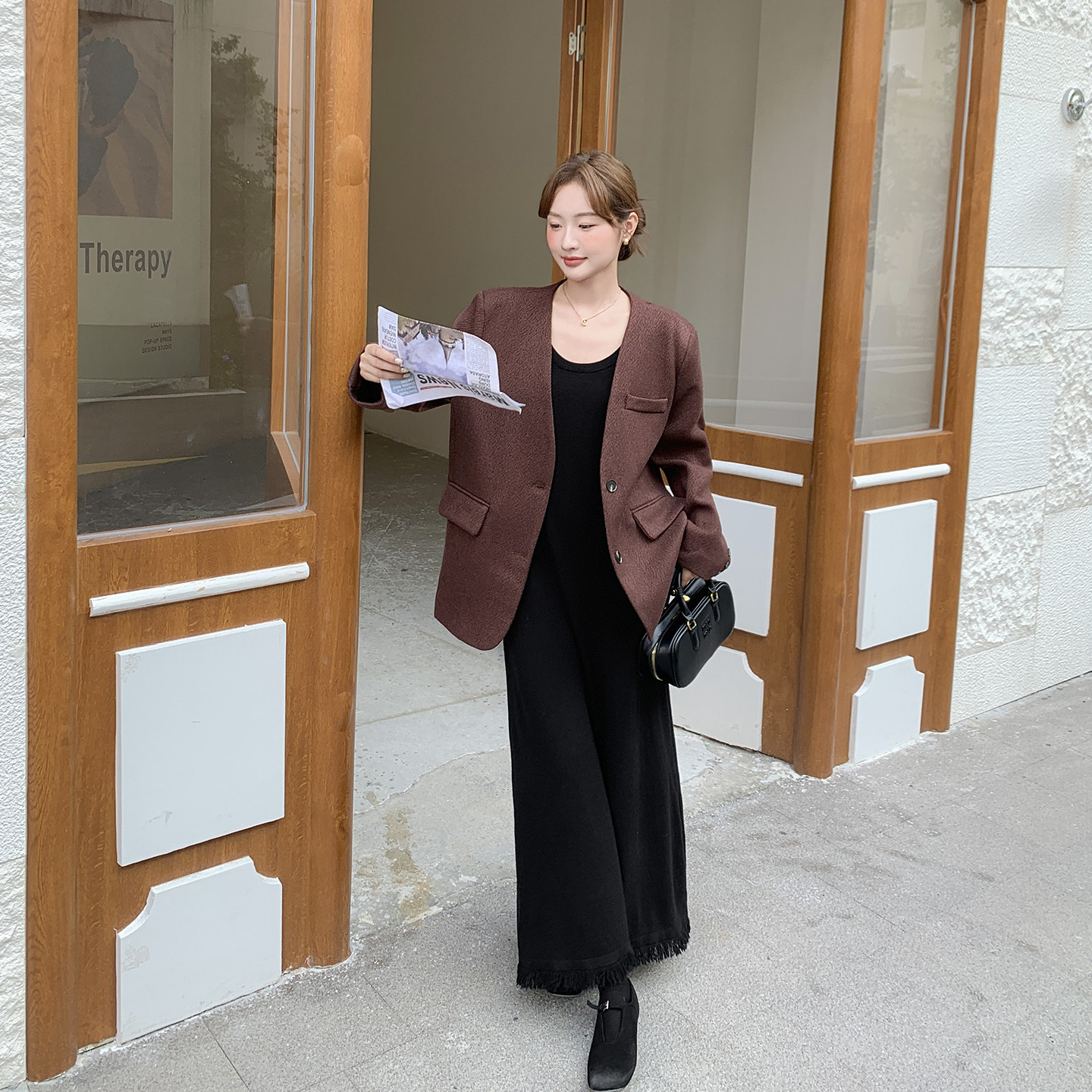 减龄氛围感黑色背心连衣裙套装女春季2026新款气质加棉西装两件套