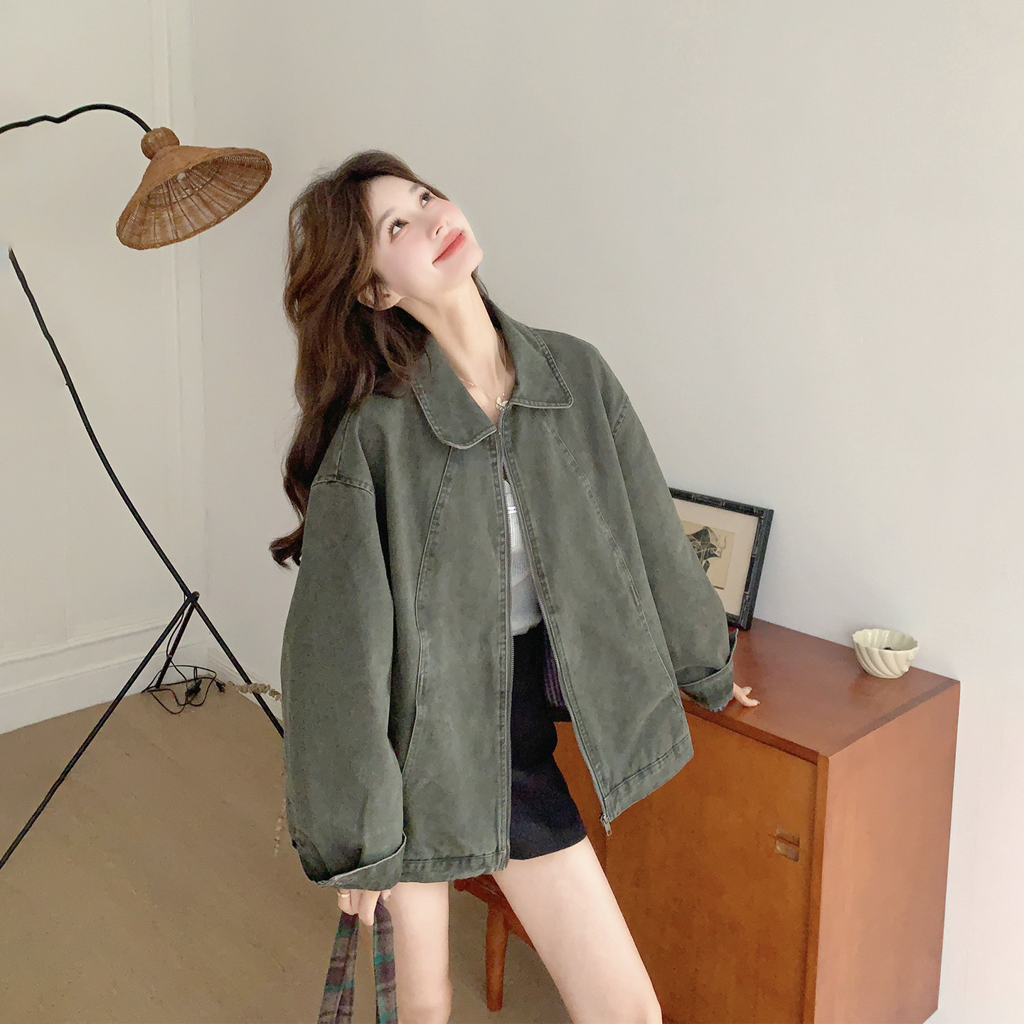 减龄休闲绿色牛仔外套女春季2026新款韩里韩气超火爆款高级感夹克