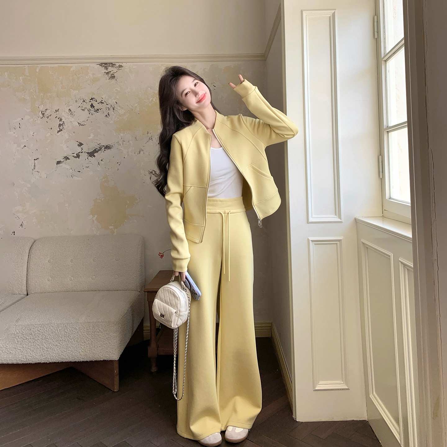 时尚洋气休闲运动风黄色立领套装女春季2026新款卫衣阔腿裤两件套