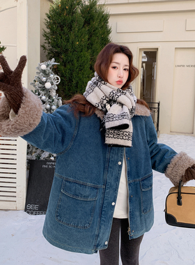 毛毛拼接蓝色牛仔羽绒服女冬季2025新款中长款气质90绒白鹅绒外套