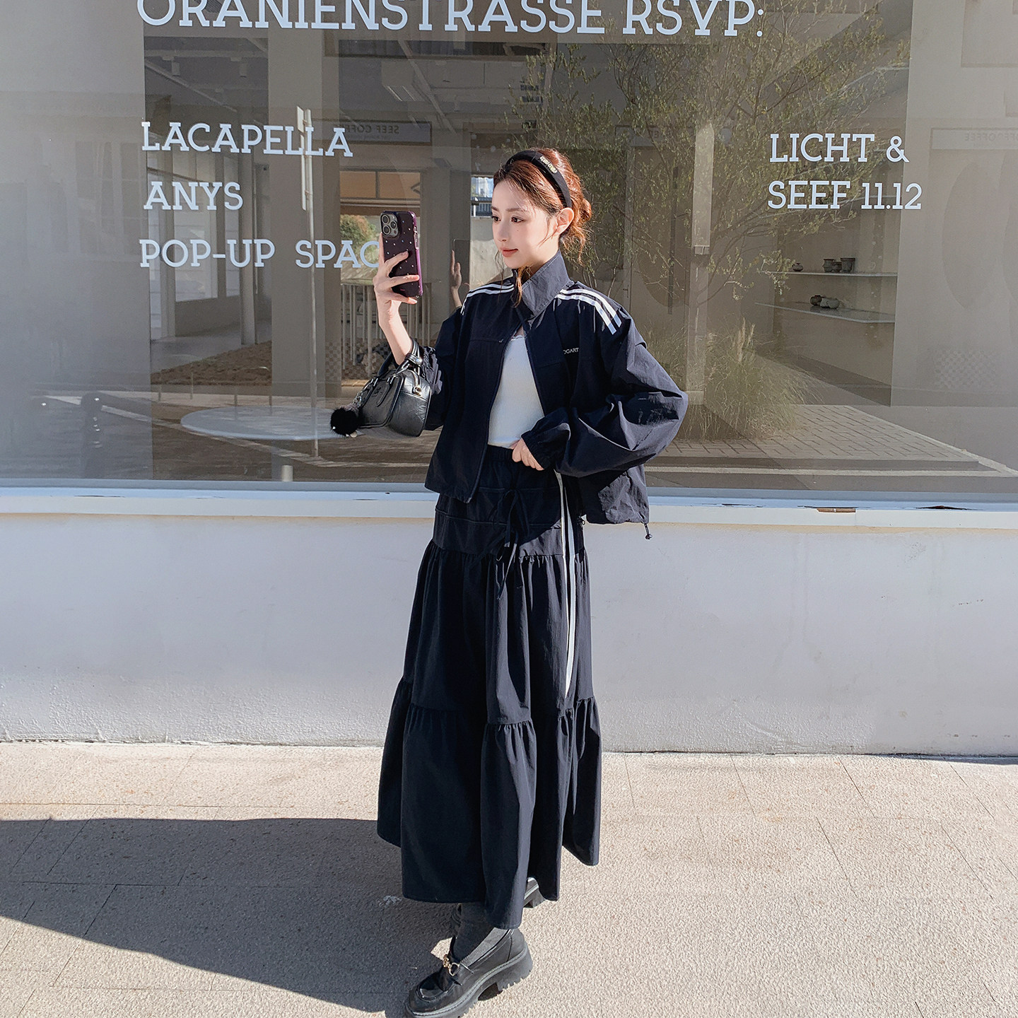 休闲减龄松弛感条纹黑色套装女春季2026新款百搭外套半身裙两件套