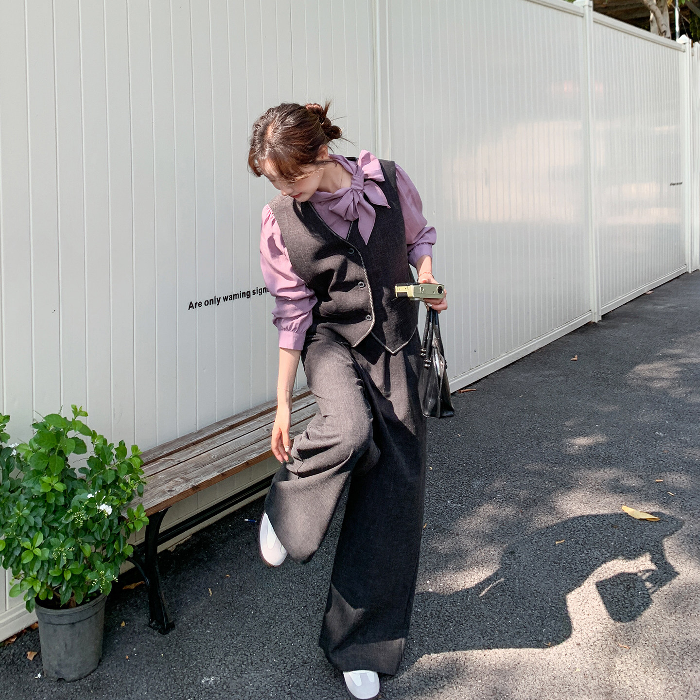 独特漂亮一整套超火穿搭套装女春季2026新款马甲衬衫阔腿裤三件套
