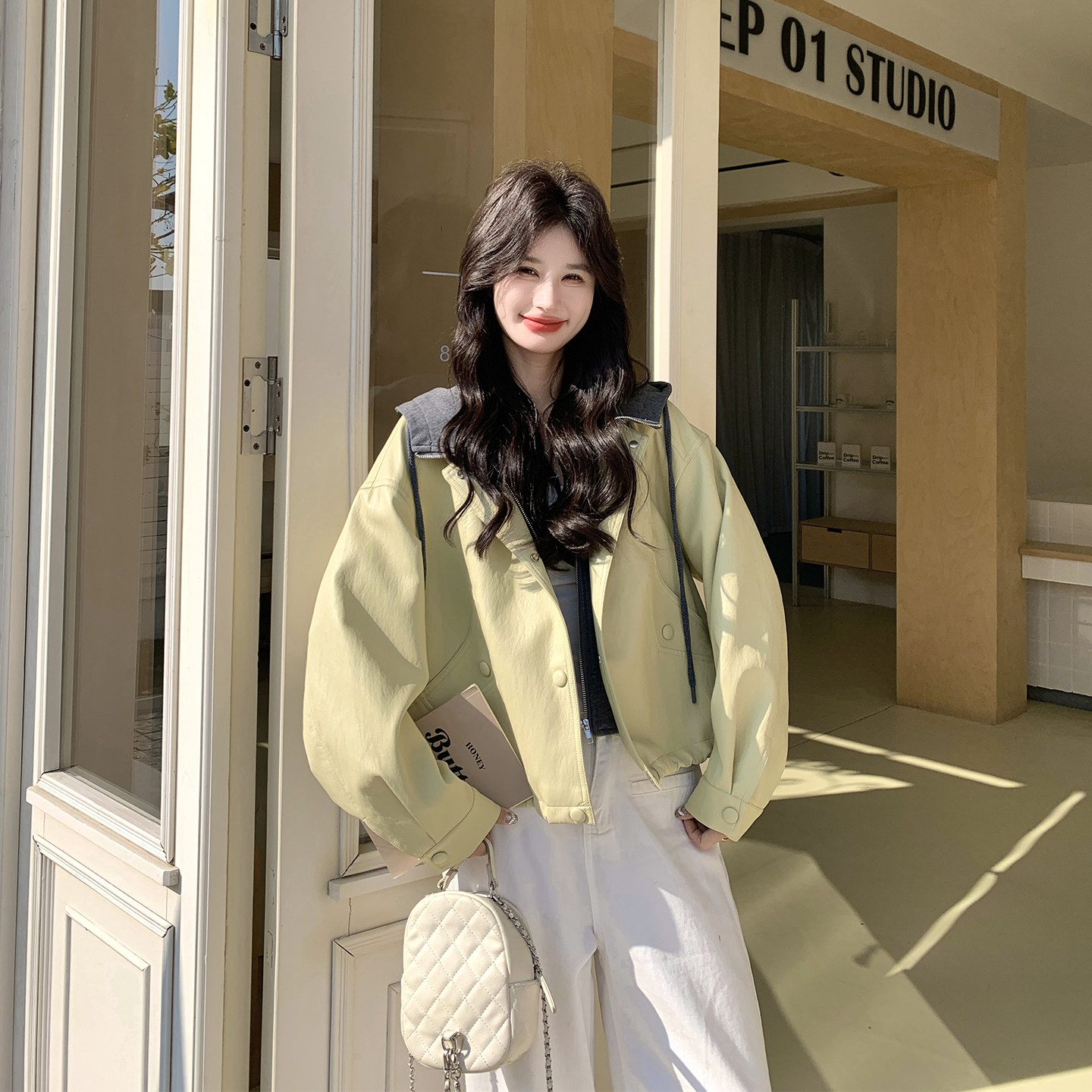 假两件学院风黄色连帽皮衣外套女