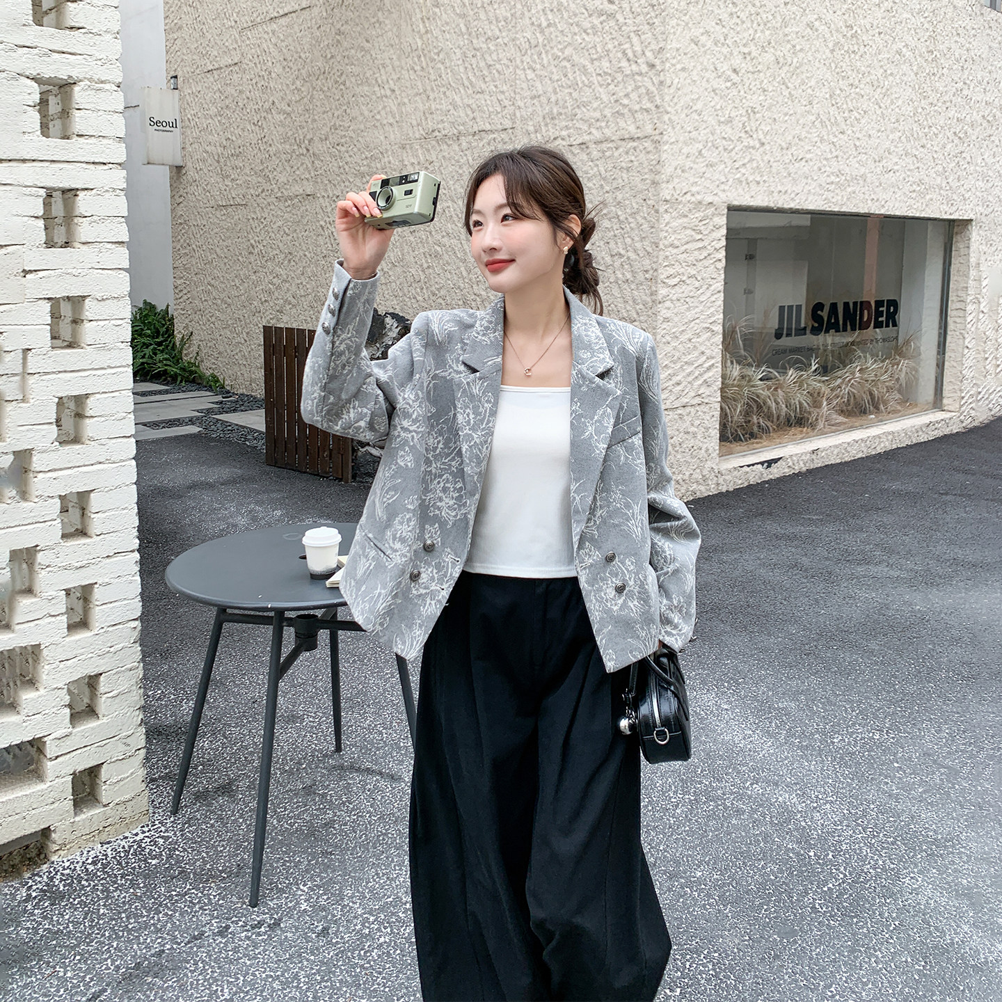 印花水洗灰色西装外套女春季2026新款百搭洋气超火短款小个子西服