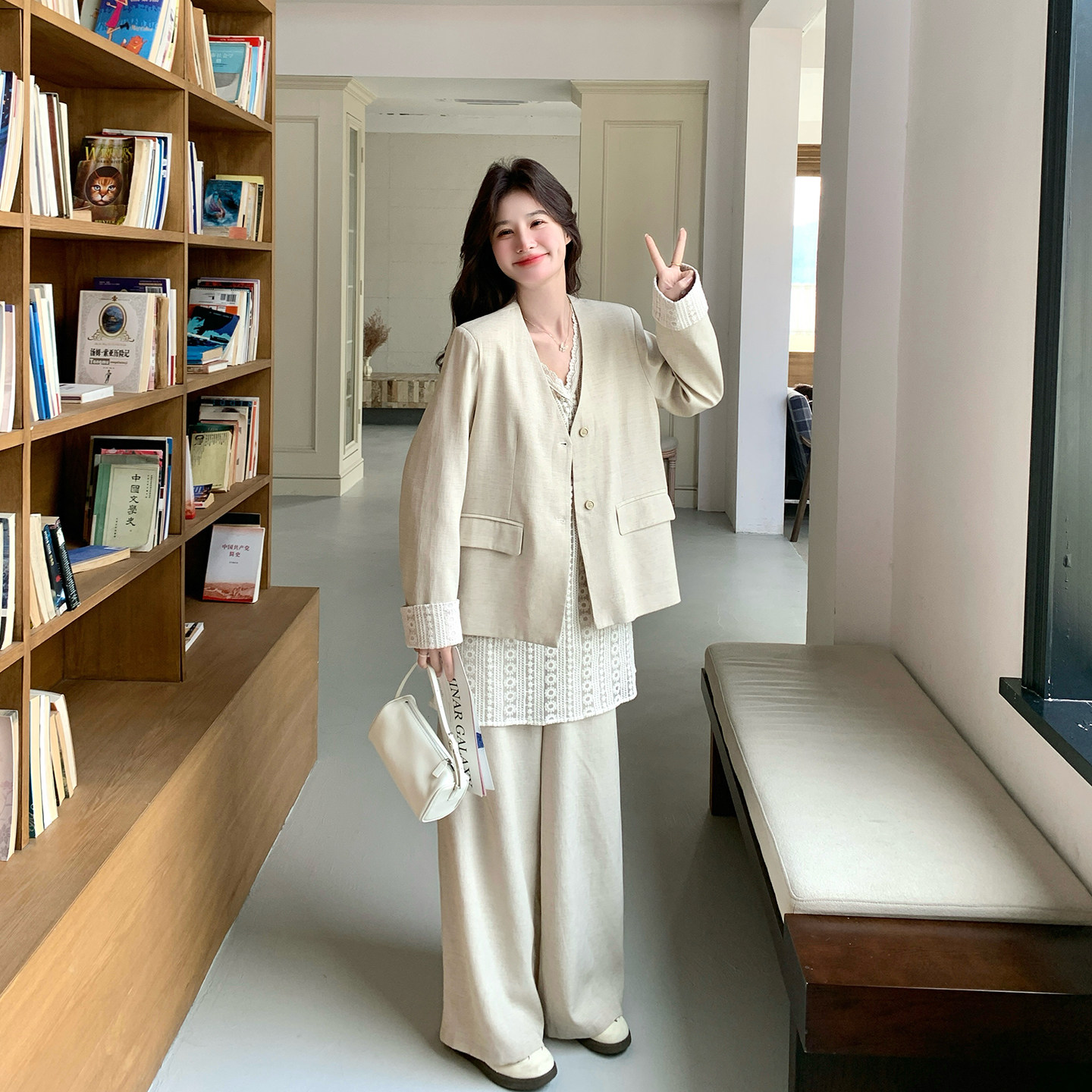 淡人高知穿搭一整套西装套装女春季2026新款减龄背心阔腿裤三件套