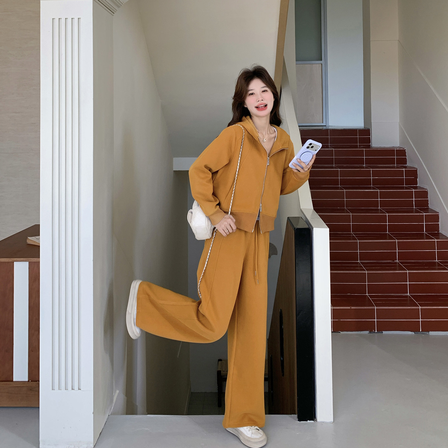 姜黄色韩系连帽卫衣套装女春季2026新款减龄休闲运动阔腿裤两件套