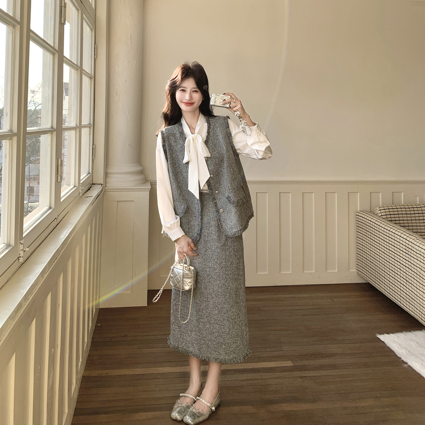 法式小香风甜美流苏灰色套装女春季2026新款马甲衬衫半身裙三件套