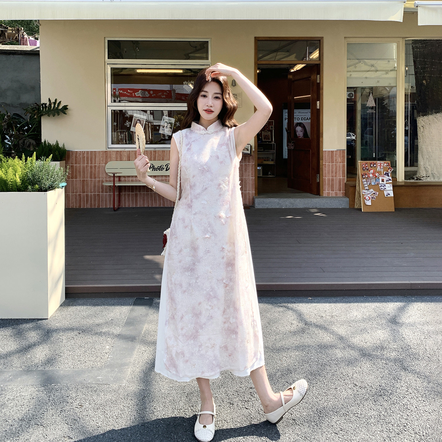 新中式国风蝴蝶碎花无袖背心连衣裙女夏季2026新款甜美氛围感长裙