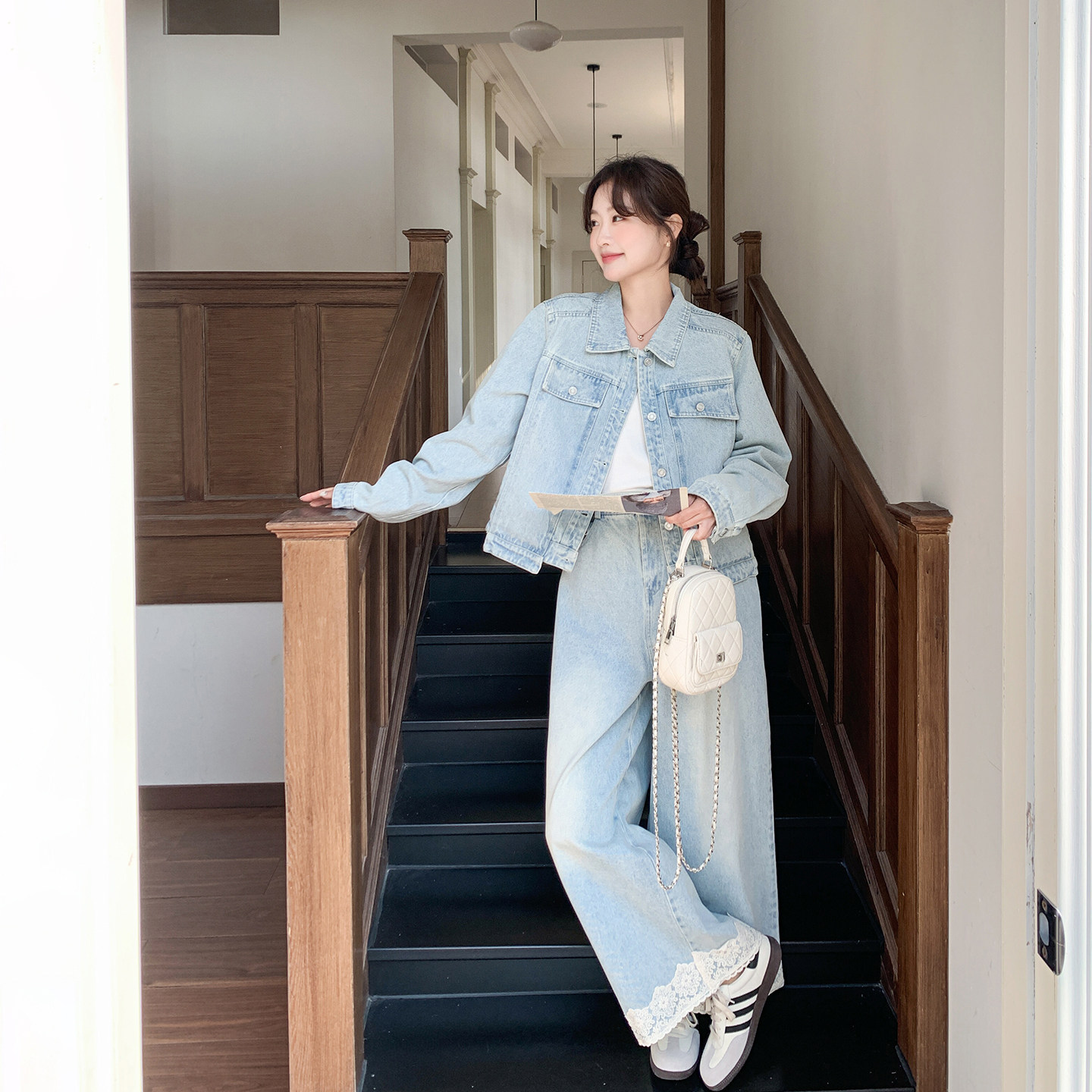 复古百搭巨好看蓝色牛仔套装女春季2026新款超火外套阔腿裤两件套