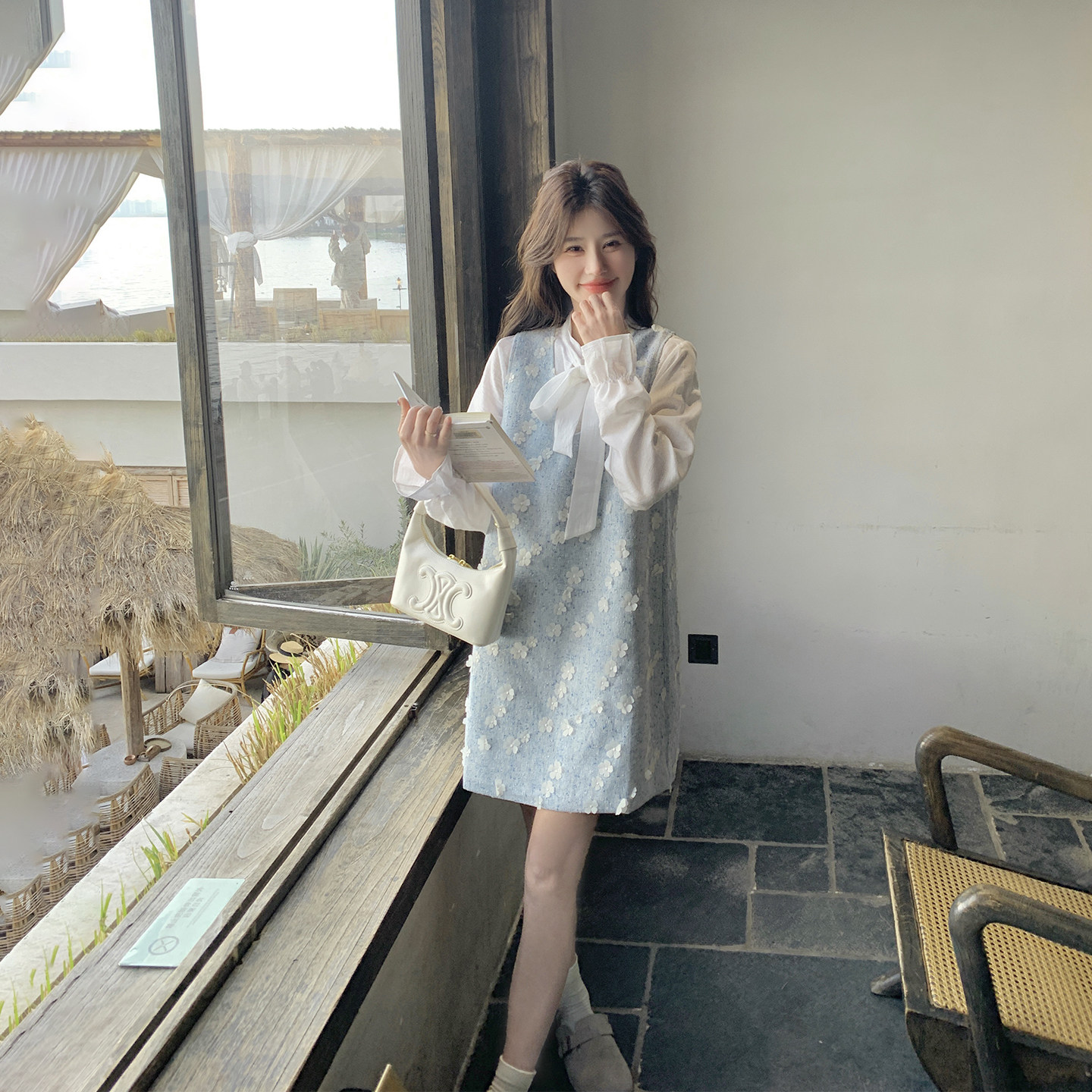 立体花朵蓝色背心连衣裙套装女春季2026新款小个子绝美衬衫两件套