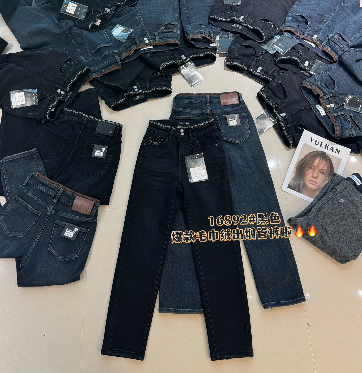 加厚绒 MINI JEANS 16892 牛仔裤女 冬新品黑色加厚 小直筒烟管裤