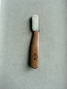 西森梗犬用双面粗砂细砂木质柄高效率拔毛棒西高地杰克罗素雪纳瑞