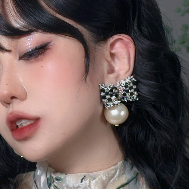 25SUMMER原创 薇薇安 秋冬复古甜美小香风蝴蝶结大珍珠耳环耳夹女