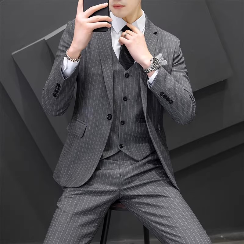 高端条纹西服套装男秋冬季商务正装修身伴郎新郎结婚礼服休闲西装