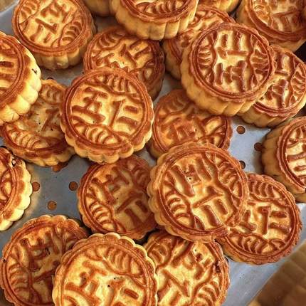 东北五仁月饼纯手工大五仁月饼酥皮月饼老式五仁月饼零食糕点