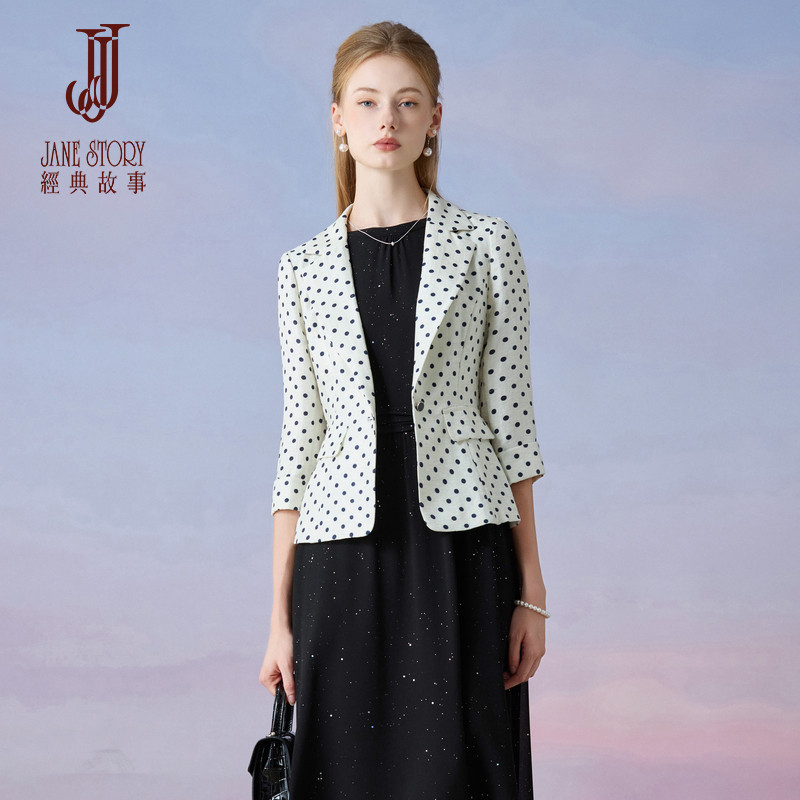 经典故事时尚休闲波点小西装外套女春季2026新款高级感小个子西服