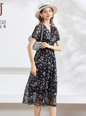 2026年夏季新款气质V领碎花连衣裙女高端质感复古黑色雪纺茶歇裙