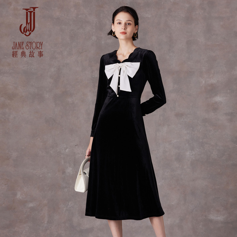 法式金丝绒连衣裙女秋冬2025新款高端大摆裙立体蝴蝶结修身长裙