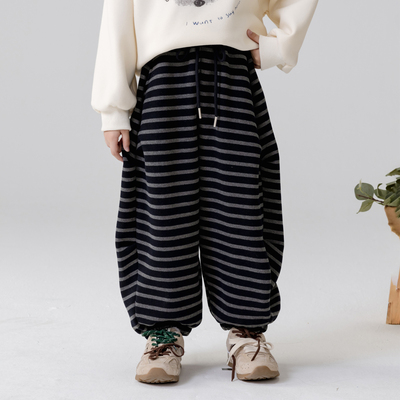 哈依鲁女童2026冬季新款条纹加绒卫裤儿童中大童一体绒弯刀运动裤