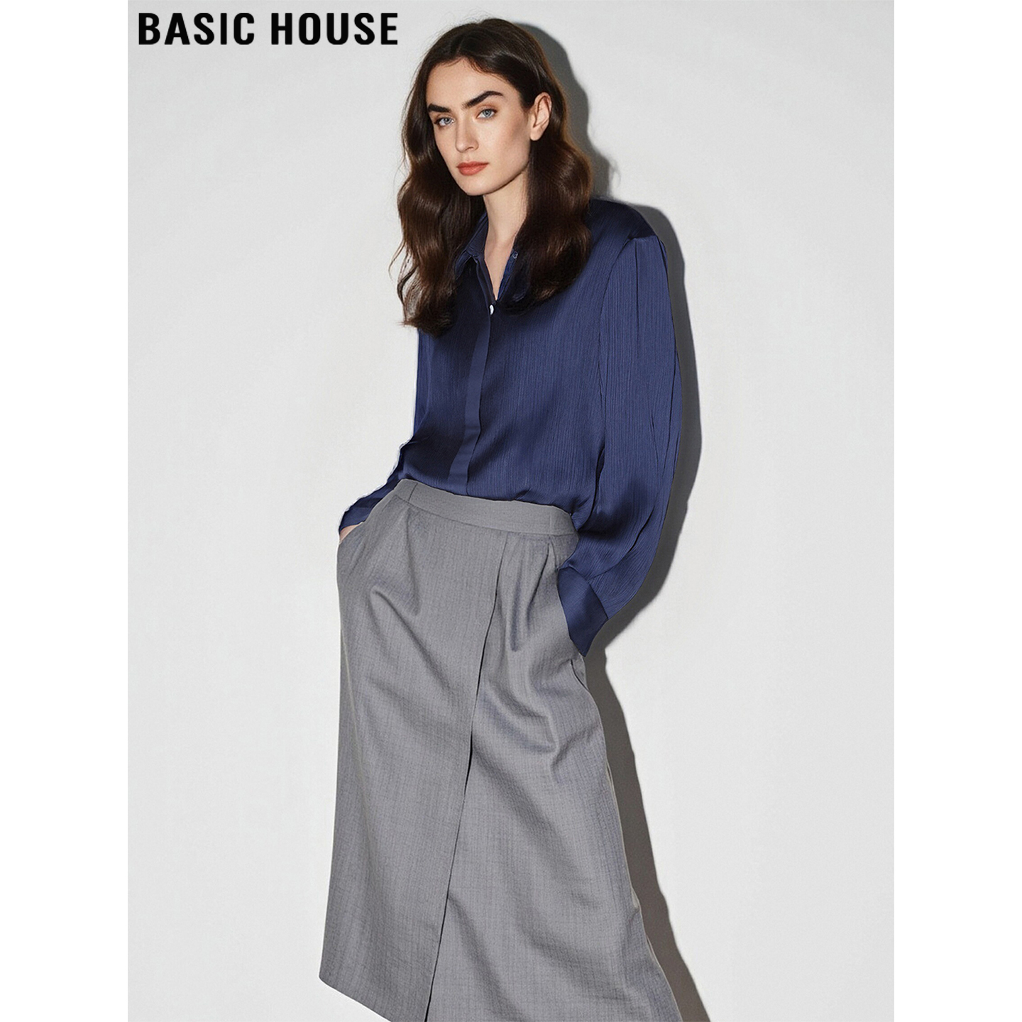 百家好法式蓝色缎面衬衫内搭衬衣