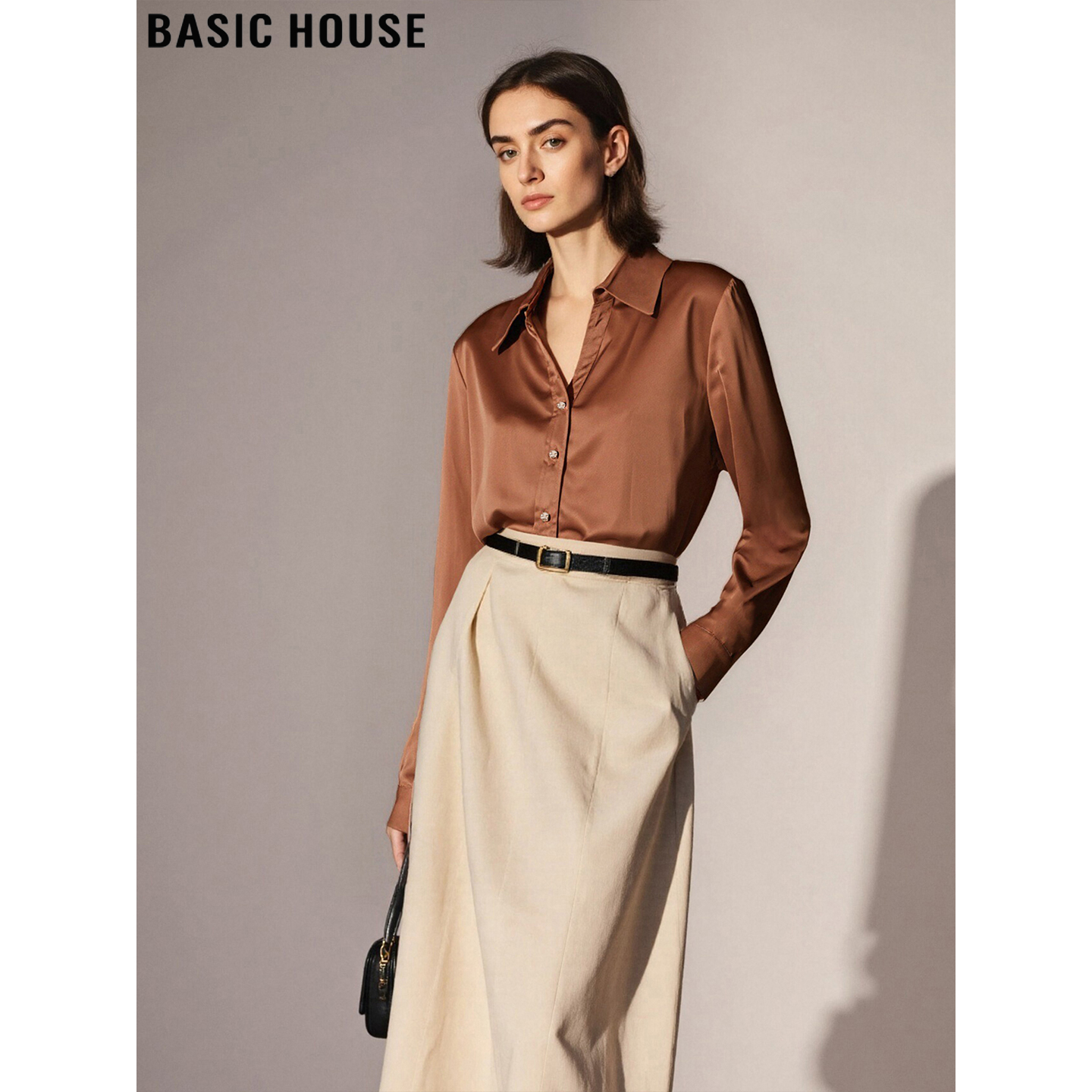 百家好知性学术风缎面衬衫女内搭