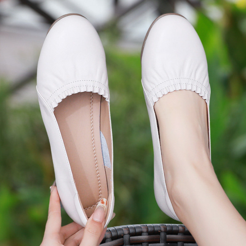 真皮单鞋女士软底工作鞋休闲皮鞋夏季女鞋子春秋款平底大码妈妈鞋