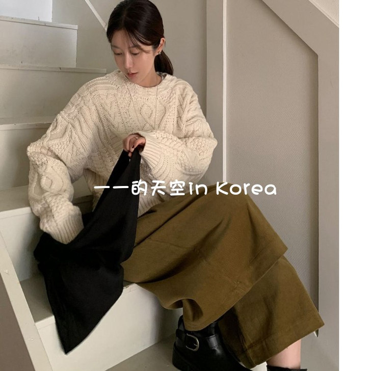 韩国代购毛衣2025秋冬女装新款复古风宽松绞花编织圆领羊毛针织衫