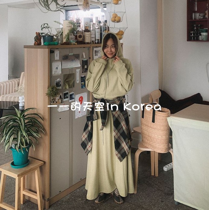 韩国代购套装女2026春季新款休闲连帽衫卫衣加系带半身长裙两件套