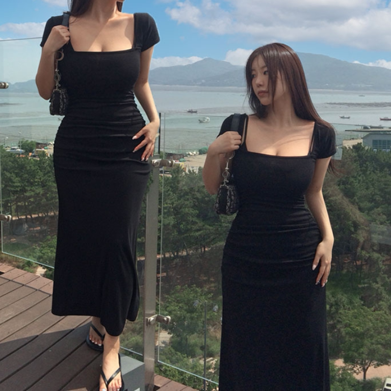 女人味连衣裙韩国代购正品2025夏季新款性感方领修身褶皱短袖长裙