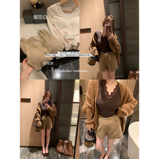 （吴大笑）甜雾诗集～温柔小女人蕾丝拼接百搭V领珍珠绒长袖上衣