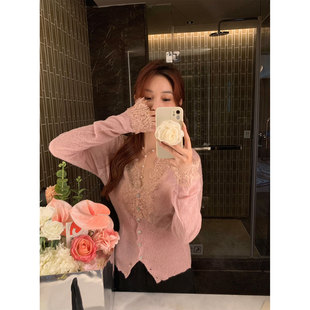 （吴大笑）袅袅晨雾～温柔百搭软糯马海毛蕾丝拼接收腰显瘦打底衫