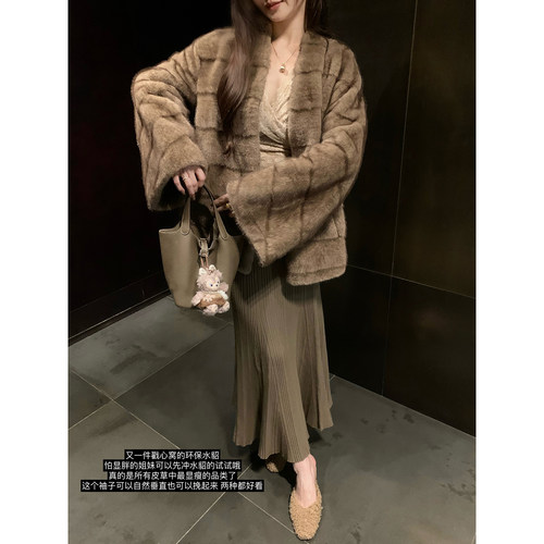（吴大笑）迷人布朗尼～气质显瘦环保切割毛毛外套皮毛一体皮草女