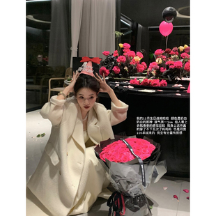 （吴大笑）白茶初露～墙推，谁穿谁好看翻领双面90绵羊毛长款大衣