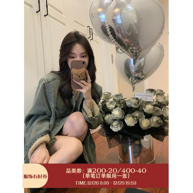（吴大笑）马格里日记～牛仔外套女冬季复古翻领加厚羊羔绒上衣