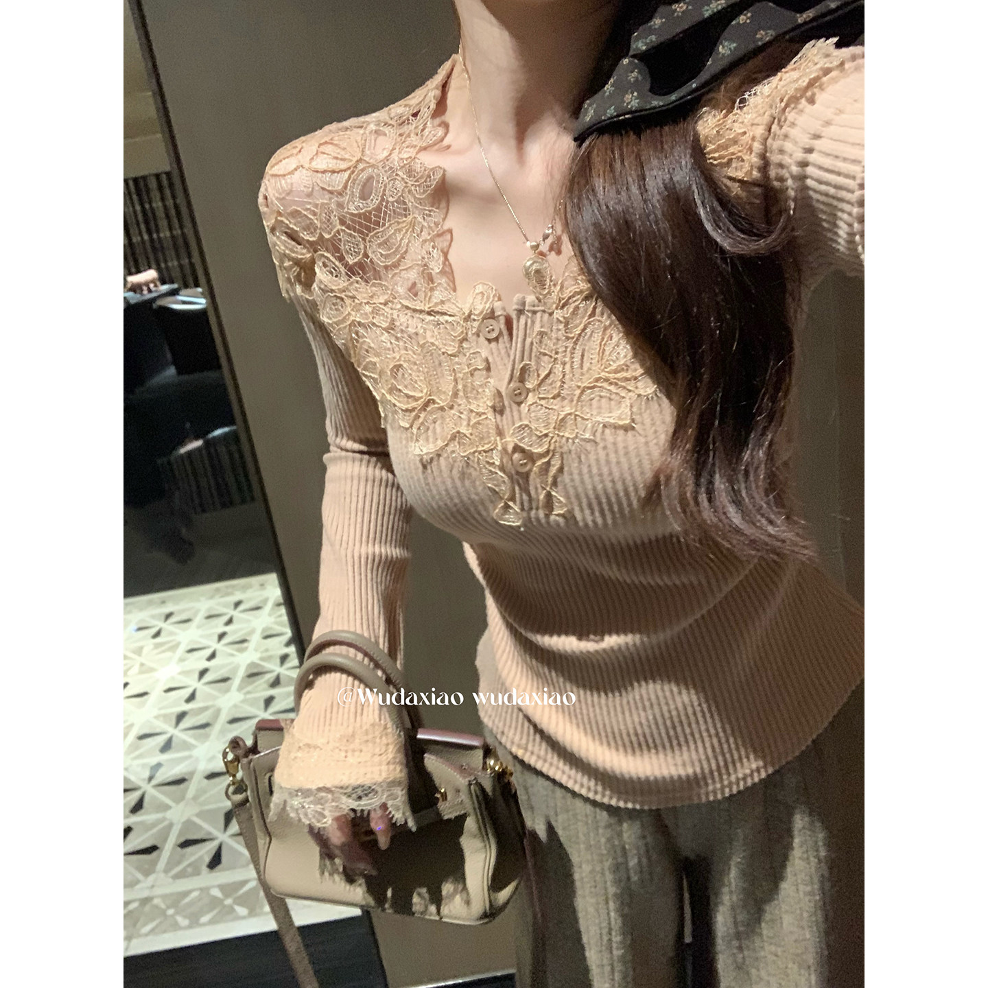 （吴大笑）烟雨万千～纯欲显白显瘦百搭拼接蕾丝精棉氛围感上衣女