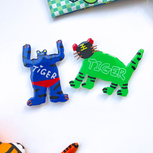 TRstudio老虎年手机气囊支架伸缩i适用于phone13pro本命年虎