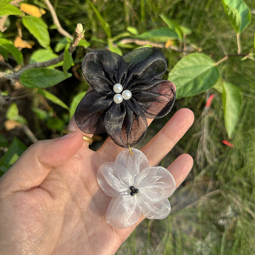 TRstudio黑白花朵文艺风格手机支架气囊支架粘贴珍珠花朵少女心