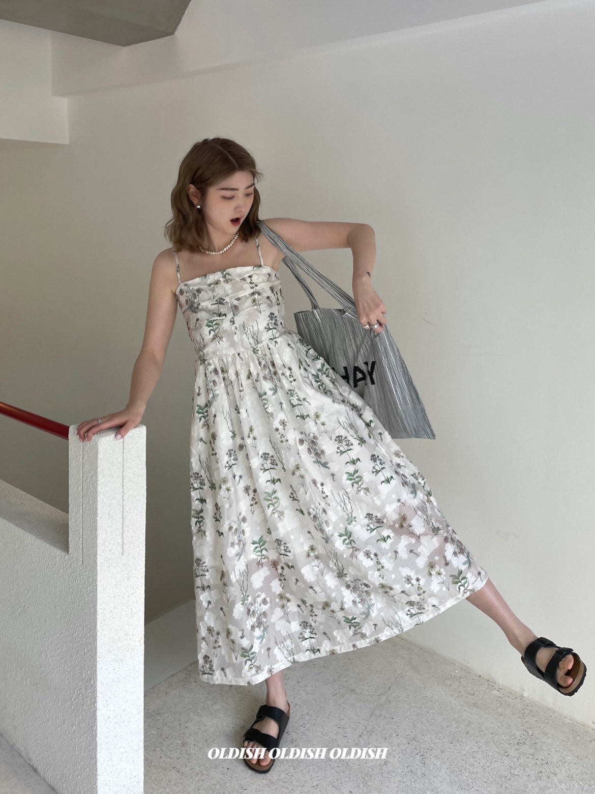 OLDISH夏季法式清冷感碎花连衣裙女显瘦仙仙吊带长裙