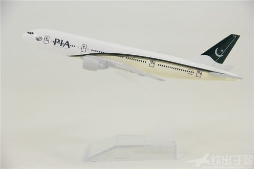 飞机模型波音b777摆件合金厘米