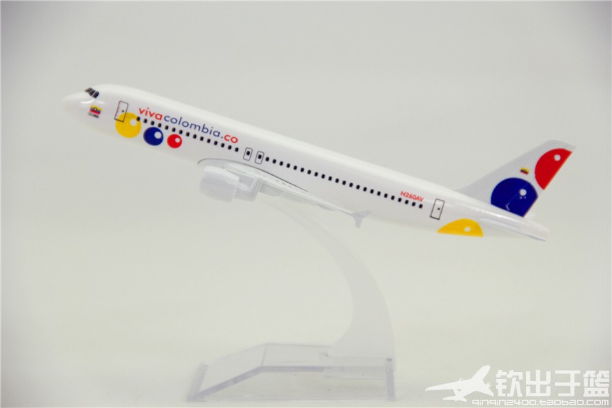 飞机模型空客A320哥伦比亚 viva colombia礼品摆件合金 16cm